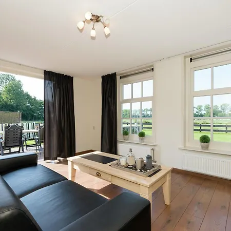 Near Lutjestrand Beach, Cleaning Included Holiday home Hippolytushoef